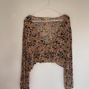 LA hearts by pacsun billowy long sleeve cropped floral blouse